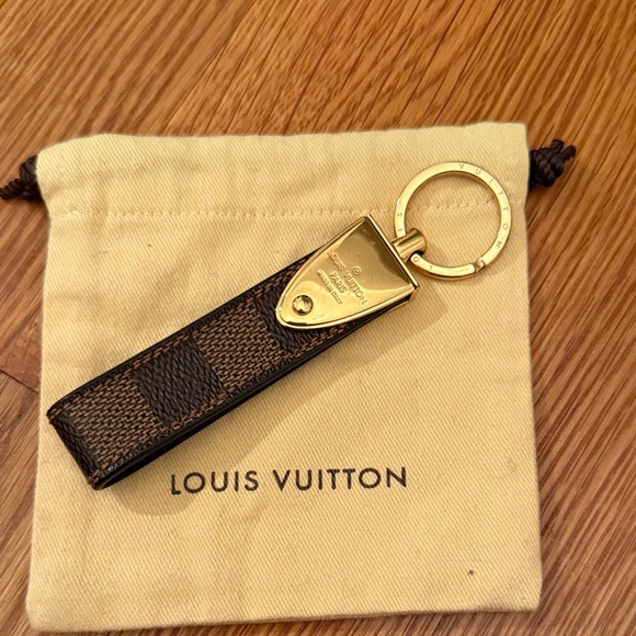 Louis Vuitton Accessories - Louis Vuitton Monogram Canvas Key Holder